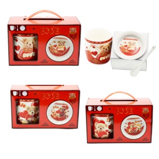 Κούπα με Κουταλάκι & Πιατάκι “Love” – Σετ Δώρου – 9x8.5cm