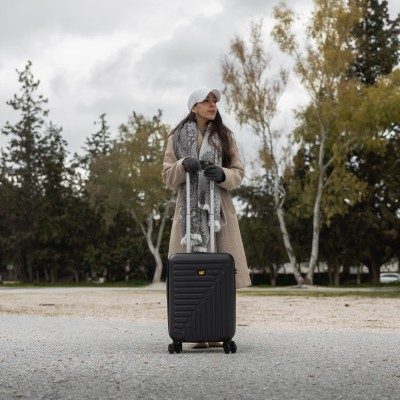 CAT Rockford Βαλίτσα Ταξιδίου Καμπίνας Σκληρή Μαύρη με 4 Ρόδες Ύψους 55εκ. 84683-01