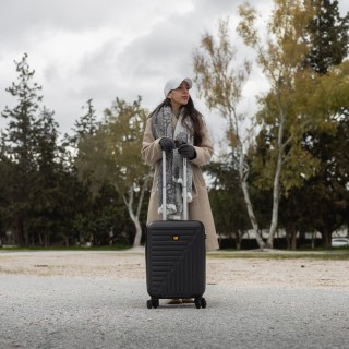 CAT Rockford Βαλίτσα Ταξιδίου Καμπίνας Σκληρή Μαύρη με 4 Ρόδες Ύψους 55εκ. 84683-01