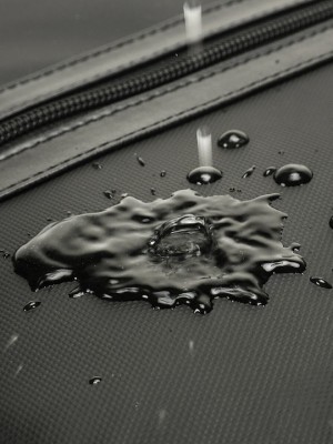 Tigernu Αδιάβροχη Τσάντα Πλάτης για Laptop σε Μαύρο χρώμα T-B9600