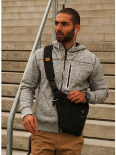 CAT Ανδρική Τσάντα Στήθους σε Μαύρο χρώμα 84060-478