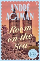 ROOM ON THE SEA PB