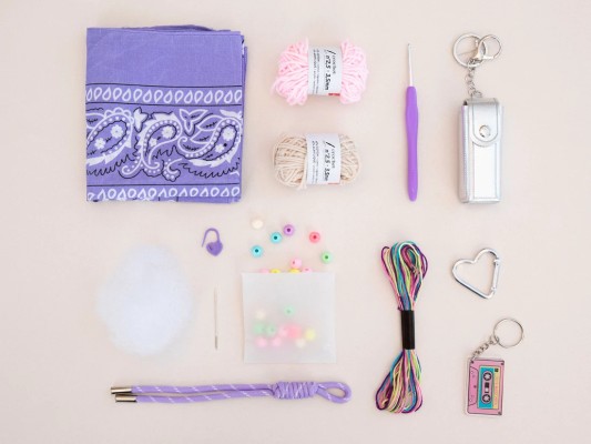 La Petite Epicerie Beginner crochet kit - Bag charms - Pop mood