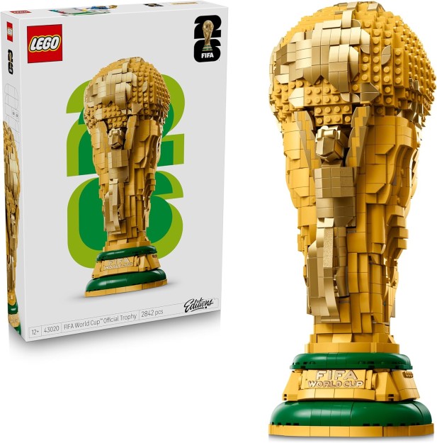 LEGO® EDITIONS: FIFA WORLD CUP™ OFFICIAL TROPHY