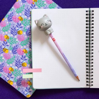 Legami Milano Pencil with Squishy Kitty "Be Curious" - Squeezies PSQ0002