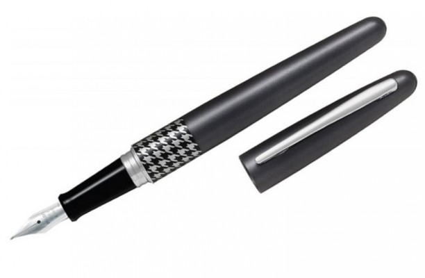 Pilot Πένα Γραφής Medium 0.58mm Μαύρη με Μπλε Μελάνι FD-MR3-HT-B