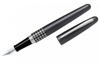 Pilot Πένα Γραφής Medium 0.58mm Μαύρη με Μπλε Μελάνι FD-MR3-HT-B